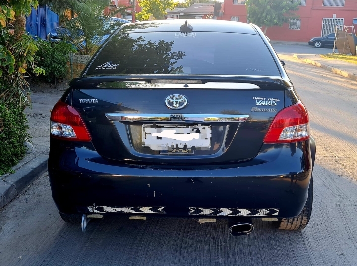 Toyota Yaris Gli full año 2013